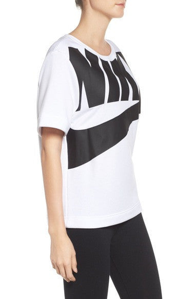 SPORTSWEAR IRREVERENT GRAPHIC TEE