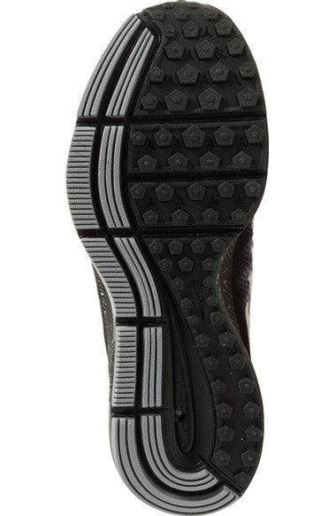 ZOOM PEGASUS 33 SHIELD SNEAKER (BIG KID)