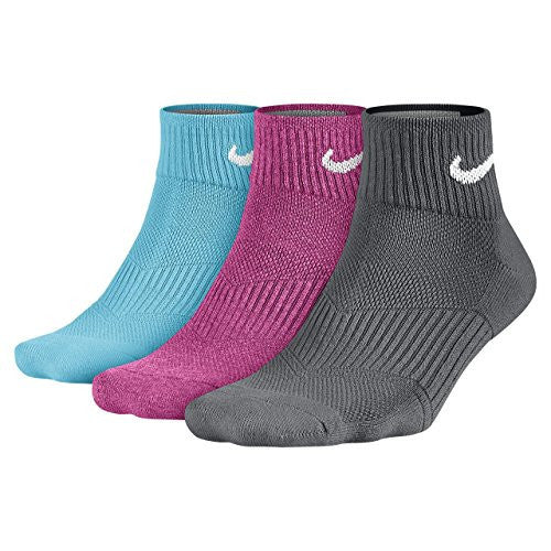 Nike Women's Cushioned 3-pack Quarter Socks, Medium